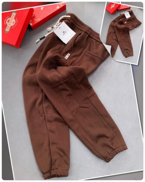 PREMIUM LUXURY JOGGER’S BEST QUALITY WELL BRANDED AND PACKED 💯