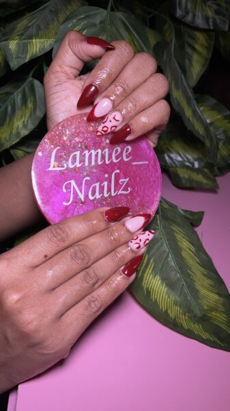 Minimal Acrylic Nail Set