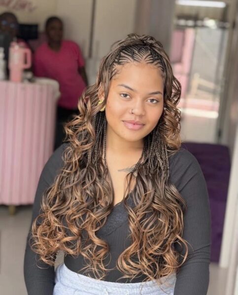 Unisex Salon in Surulere