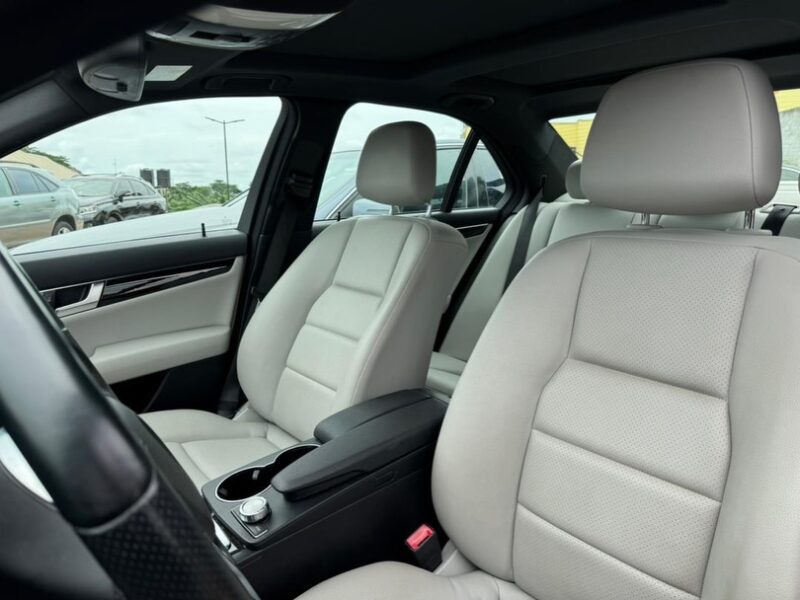 Car Dealership in Benin