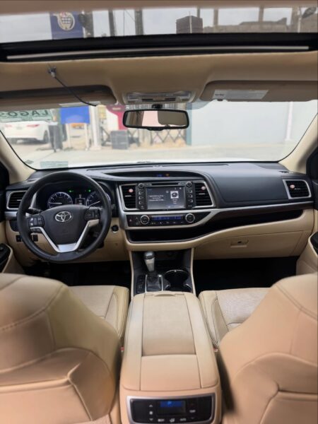 Car Dealership in Lagos