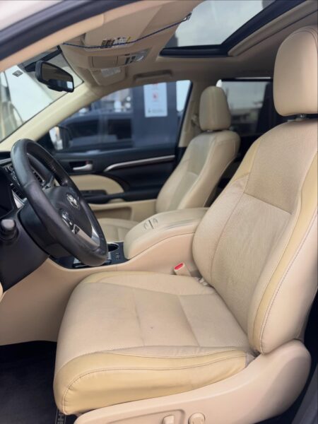 Car Dealership in Lagos