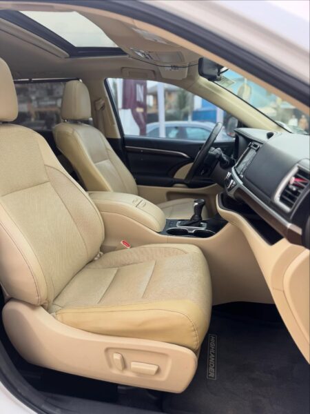 Car Dealership in Lagos