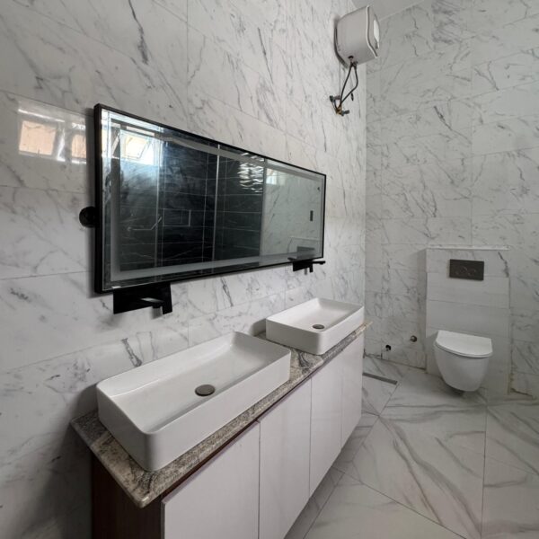 House for sale in Lekki