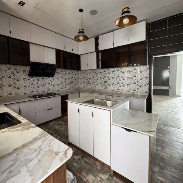 House for sale in Lekki