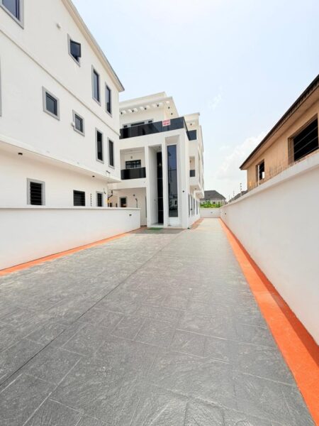 Duplex for sale in Isheri