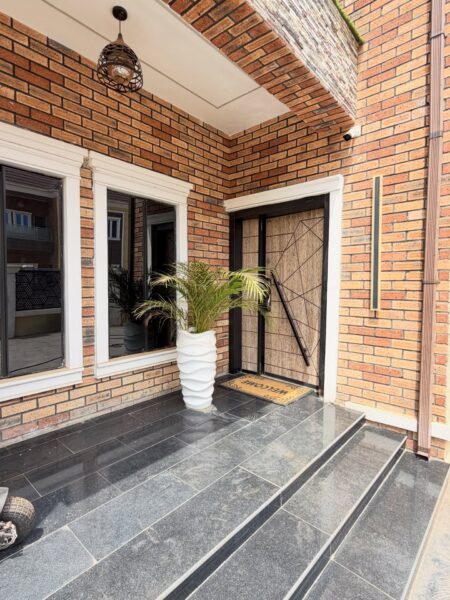 House for sale in Gaduwa