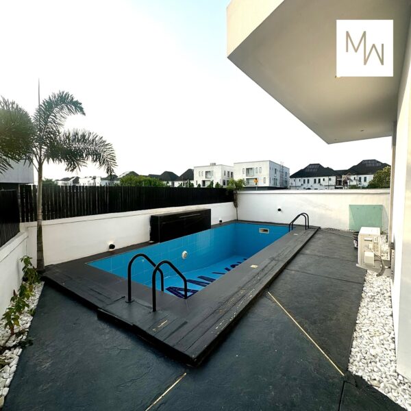 Luxury 5 Bedroom Furnished Detached Duplex with BQ for Sale in Orchid, Lekki