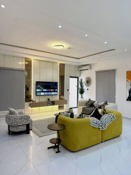 Luxury 2-Bedroom Shortlet Apartment in Jahi, Abuja (Fully Furnished & Serviced)