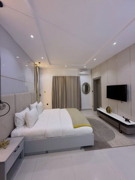 Luxury 2-Bedroom Shortlet Apartment in Jahi, Abuja (Fully Furnished & Serviced)