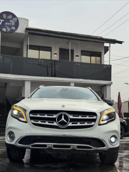 2016 Mercedes-Benz GLA 250 for Sale in Nigeria | Luxury Compact SUV