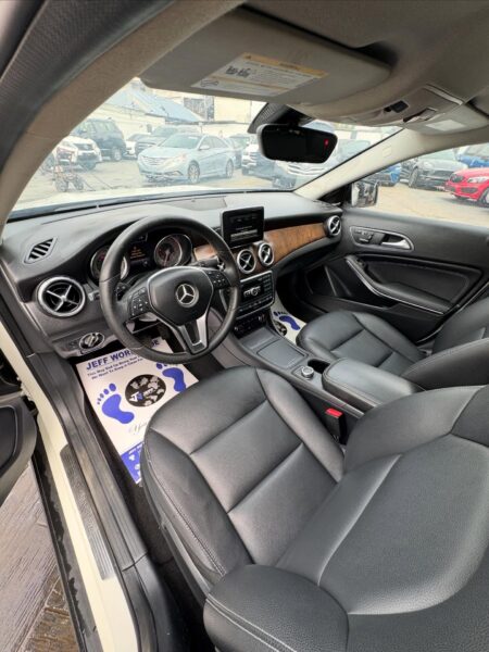 2016 Mercedes-Benz GLA 250 for Sale in Nigeria | Luxury Compact SUV