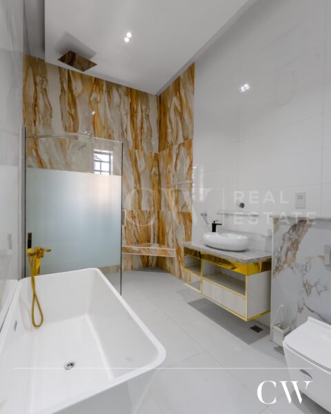Luxury 5-Bedroom Fully Detached Smart Home for Sale in Ikoyi, Lagos (With Pool, Elevator & Rooftop Terrace)