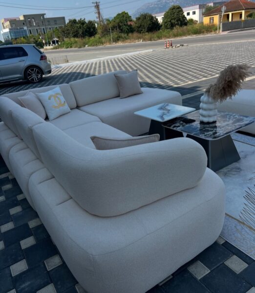 Luxury L-Shape Sofa Set with Ottoman for Sale in Lekki Lagos