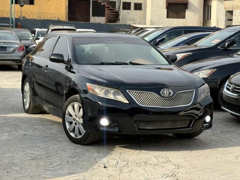 2008 Toyota Camry LE for Sale in Lagos (Clean Interior, Buy & Drive)