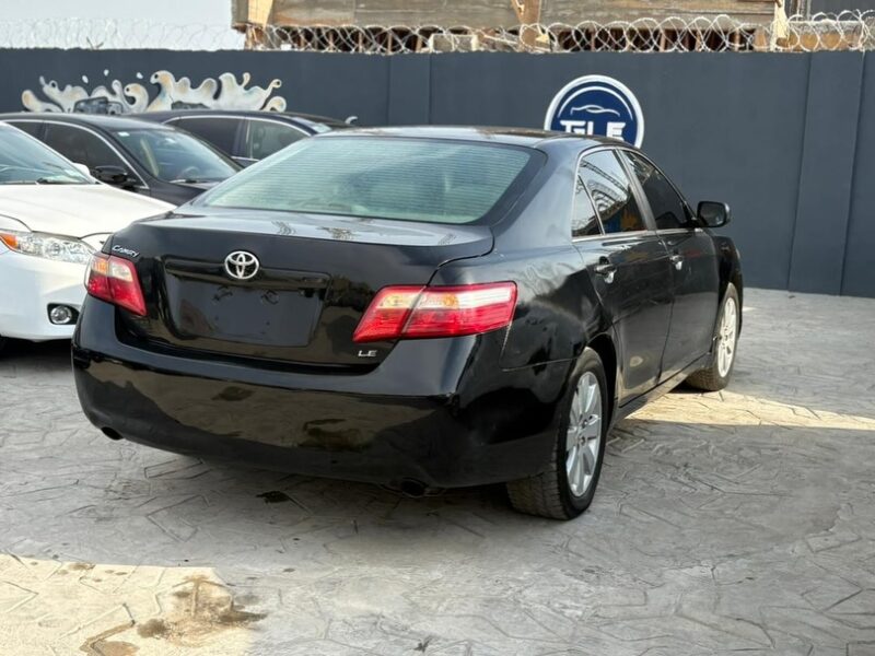 2008 Toyota Camry LE for Sale in Lagos (Clean Interior, Buy & Drive)