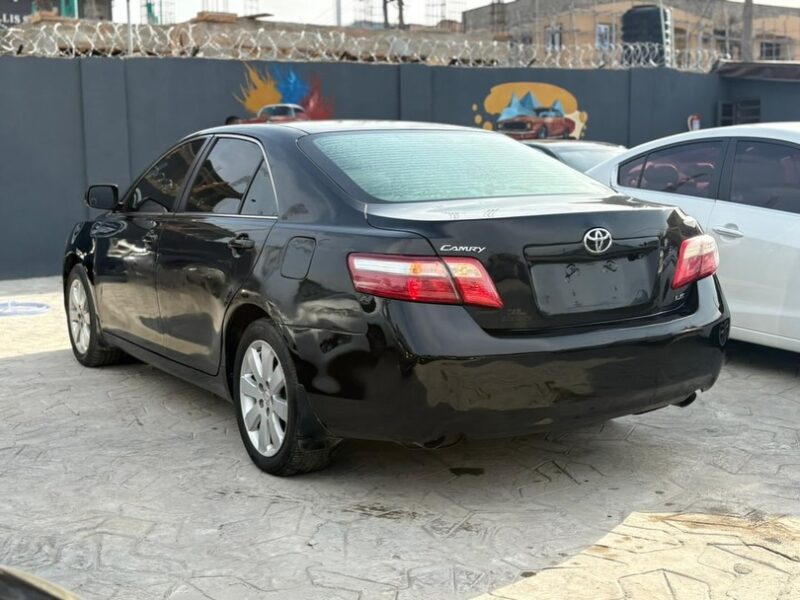 2008 Toyota Camry LE for Sale in Lagos (Clean Interior, Buy & Drive)