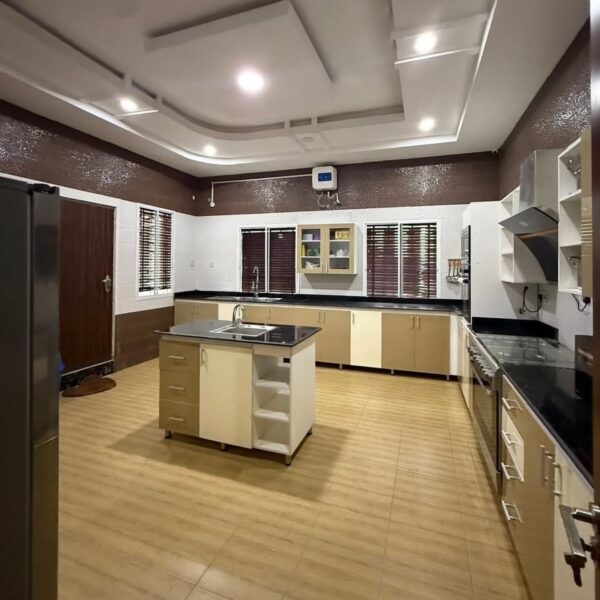 Fully Furnished 5 Bedroom Duplex with BQ for Rent in Bodija, Ibadan