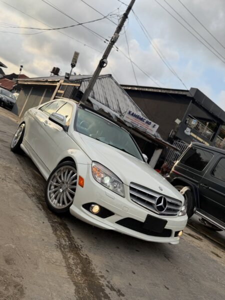 2008 Mercedes-Benz C350 (Foreign Used) – Accident Free, Low Mileage