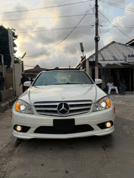 2008 Mercedes-Benz C350 (Foreign Used) – Accident Free, Low Mileage