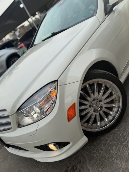 2008 Mercedes-Benz C350 (Foreign Used) – Accident Free, Low Mileage