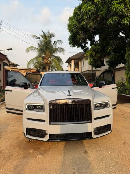 2022 Rolls-Royce Phantom for Sale in Nigeria – Ultra Luxury Sedan (Foreign Used)