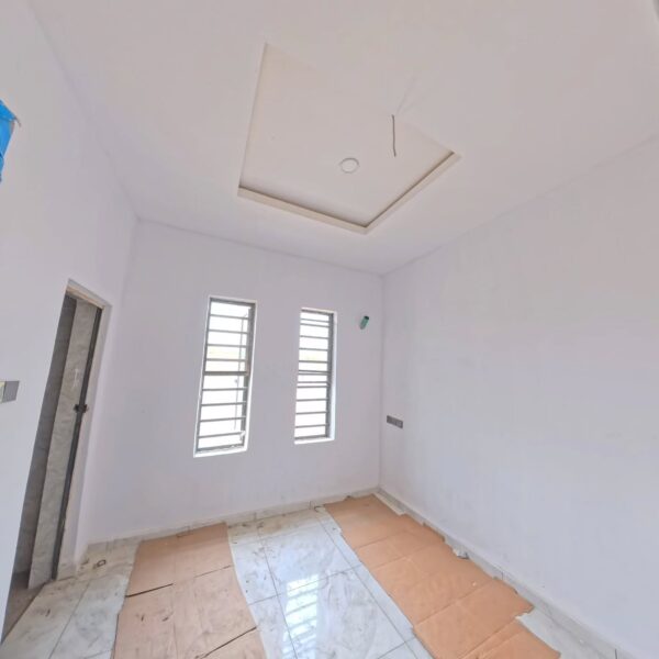Newly Built 3-Bedroom Bungalow with BQ for Sale in Ibadan – Modern Home