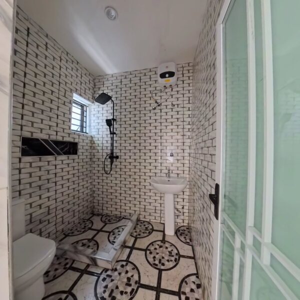 Newly Built 3-Bedroom Bungalow with BQ for Sale in Ibadan – Modern Home