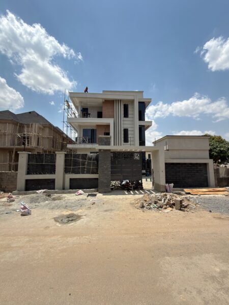 Luxury 6 Bedroom Duplex with Pool, Cinema & Elevator for Sale in Apo Resettlement, Abuja
