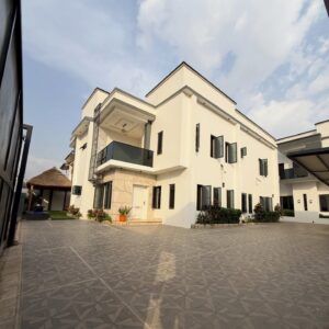 Multi-Unit Investment Property in Gwarinpa Abuja – 4BR Duplex + 2 Terrace Units with BQ