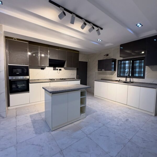 Multi-Unit Investment Property in Gwarinpa Abuja – 4BR Duplex + 2 Terrace Units with BQ