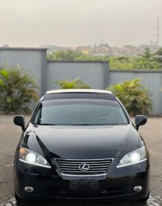 2009 Lexus ES350 (Tokunbo) – Panoramic Roof, Full Option, Black Interior