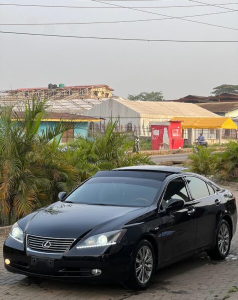2009 Lexus ES350 (Tokunbo) – Panoramic Roof, Full Option, Black Interior