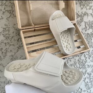 Unisex Anti-Slip Bathroom Slides – Soft Comfort Indoor Slippers (Sizes 39–45)