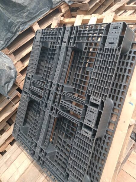 Plastic Shipping Pallets for Sale in Lagos