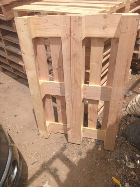 Wooden Shipping Pallets for Sale in Lagos