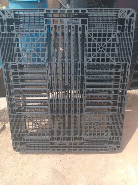 Plastic Shipping Pallets for Sale in Lagos
