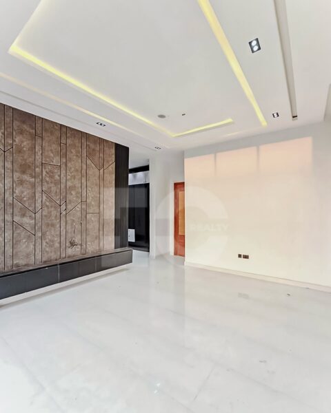5 Bedroom Detached Luxury House for Sale in Lekki Ikota Lagos – Newly Built with Modern Features
