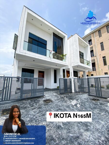 4 Bedroom Semi-Detached Duplex for Sale in Ikota Lekki Lagos with BQ