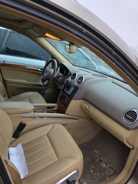 Clean 2008 Mercedes Benz ML350 for Sale in Ikorodu