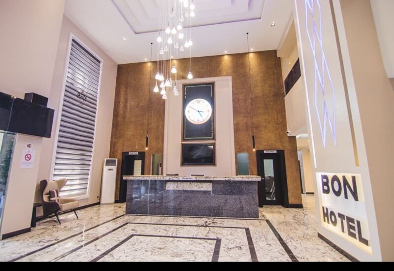 Front Desk Receptionist Needed at BON Hotel Conservation Lekki